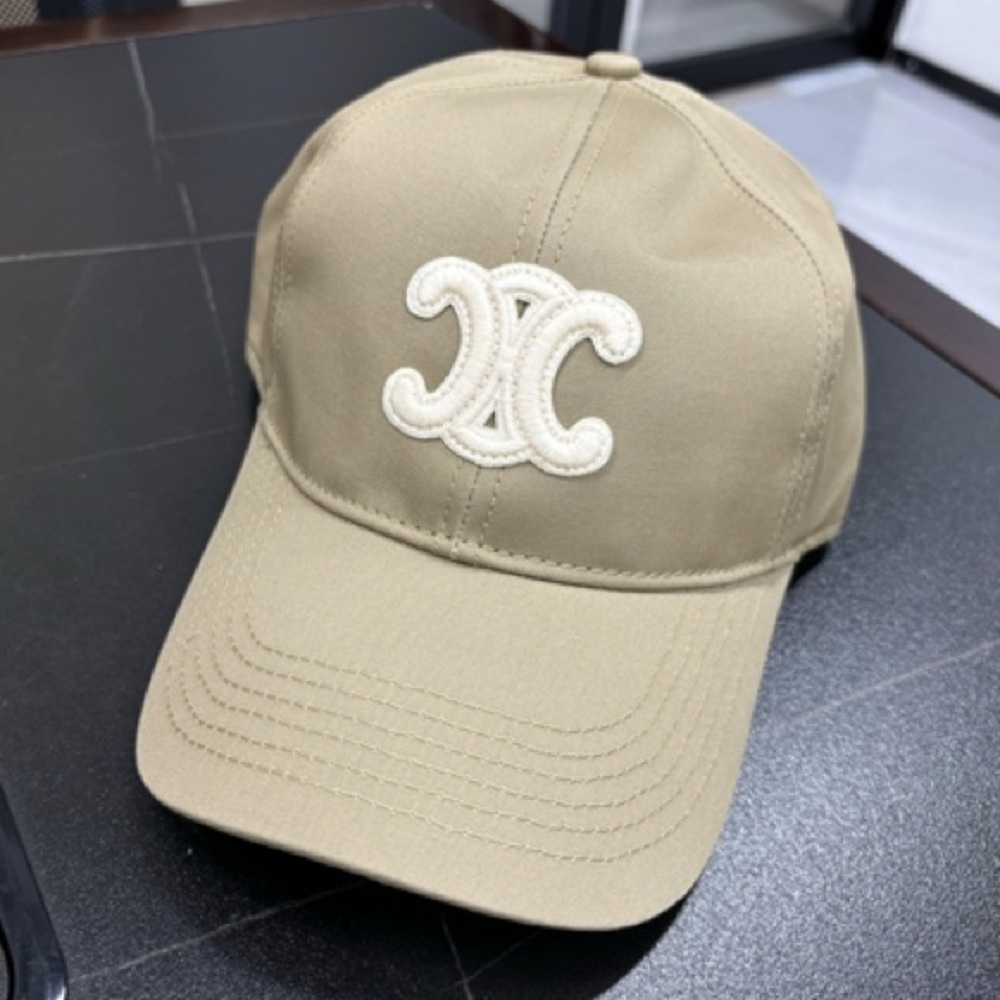 Celine fashionable baseball cap
